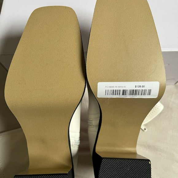 Retro 70s Disco Dream Platform Glove Boots Warm White Size 6 NWT - Picture 3 of 5